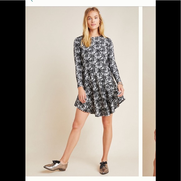 Anthropologie Dresses & Skirts - Hutch Jeanie Embroidered Plaid Tunic Small